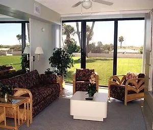 Beach Club Hotel